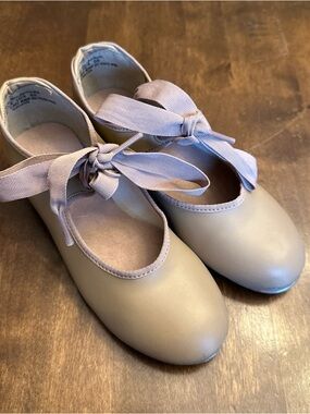 Girls Size 13 Tap Shoes Tan Dance Class Ballet Combo Good Condition